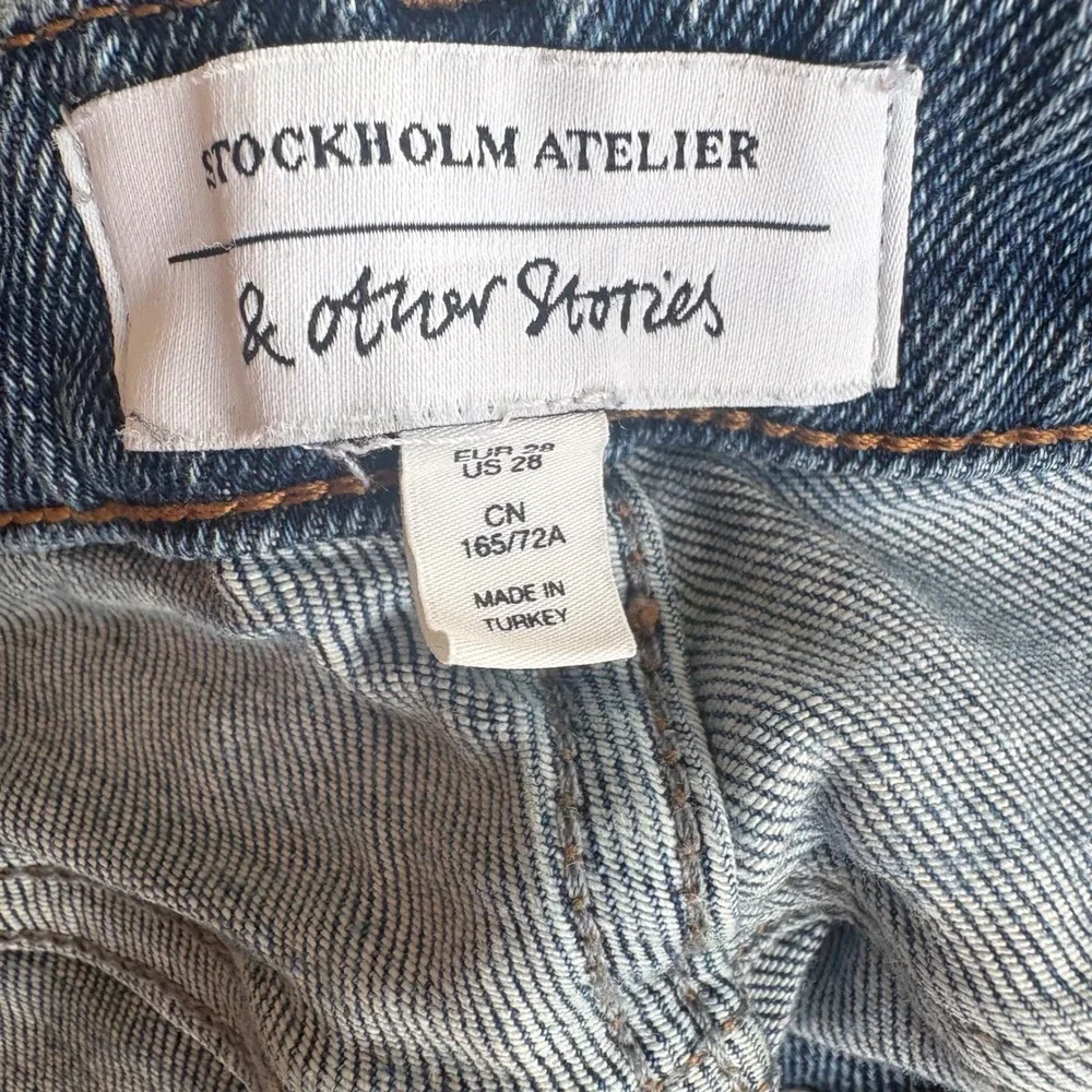 Anthro & Other Stories Stockholm Atelier Straight Leg Raw Hem Jeans Blue Sz 28